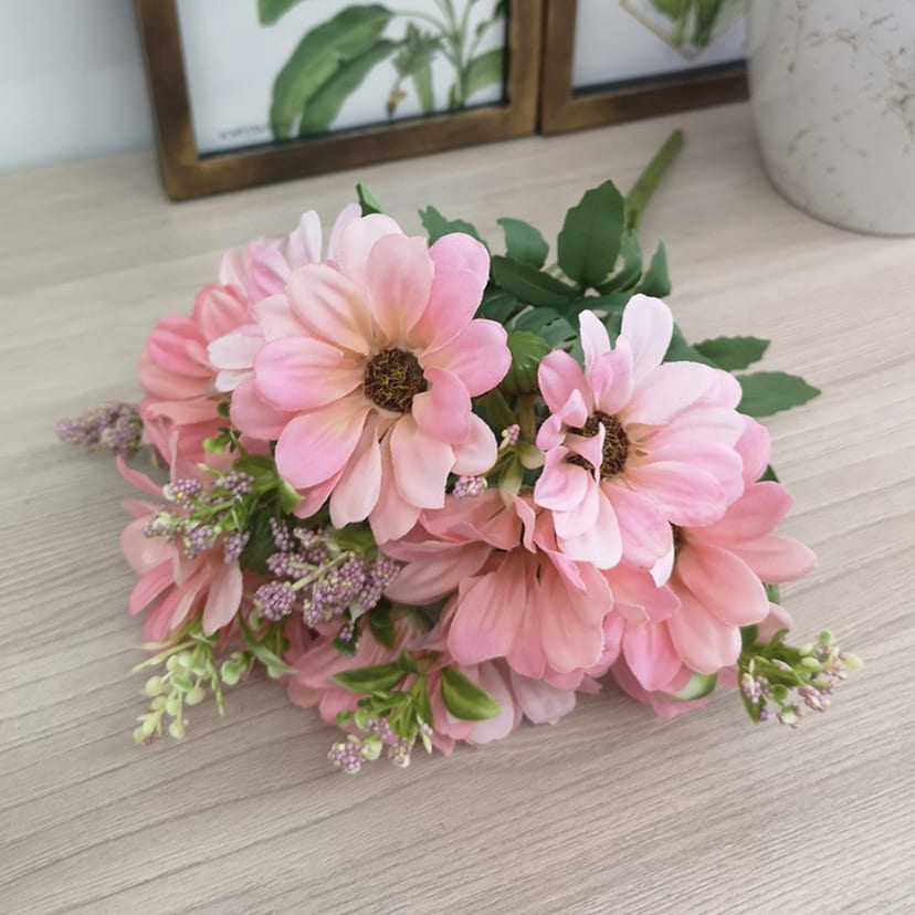 Искусственные цветы на могилу в Нижнем Тагиле | Цветы искусственные «Ромашки с бутонами», розовые, букет