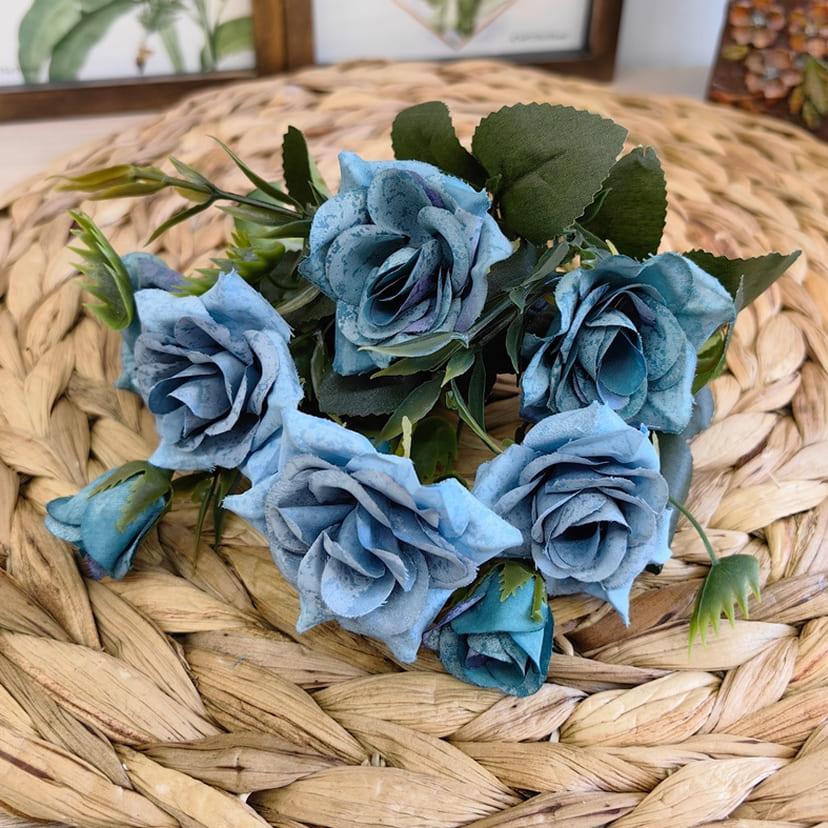Искусственные цветы в Нижнем Тагиле | Цветы искусственные «Розы», синие, букет